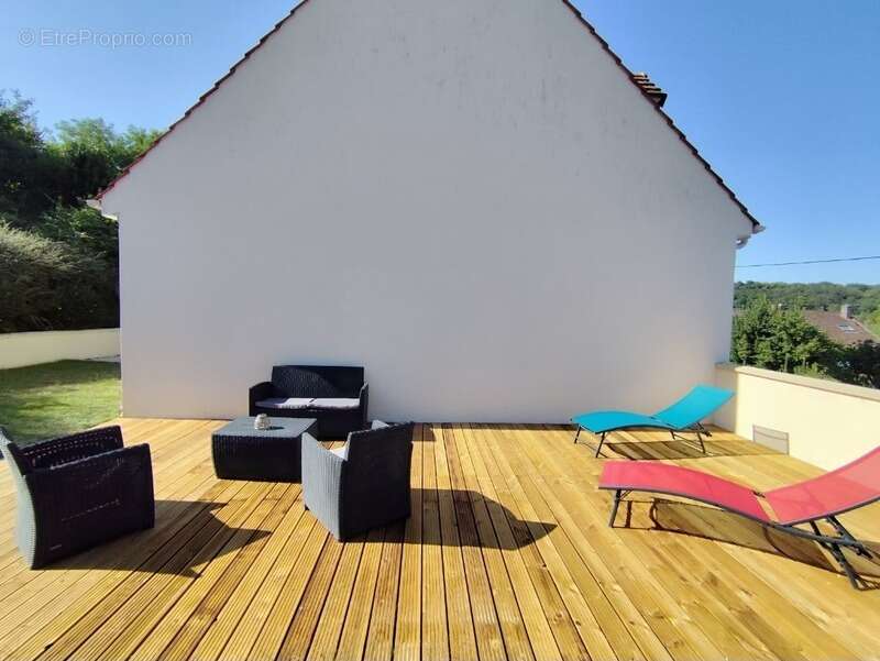 Maison à MONTREUIL-AUX-LIONS