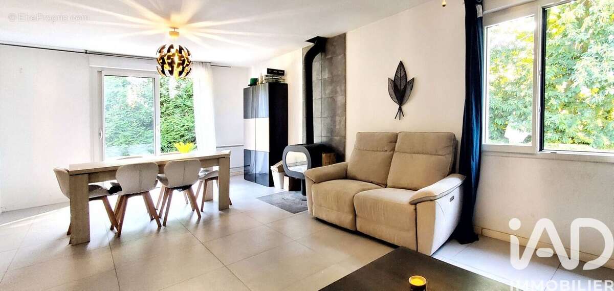 Photo 6 - Maison à LOCQUELTAS