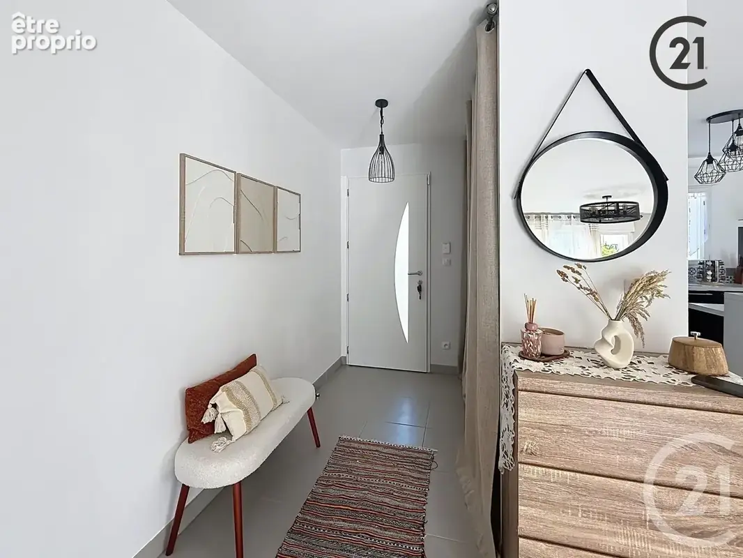 Maison 108 m² à Villefargeau  - photo 3