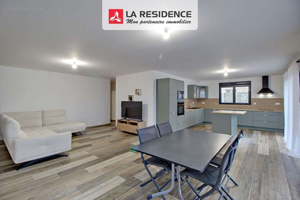 Maison à SAINT-MARCEL