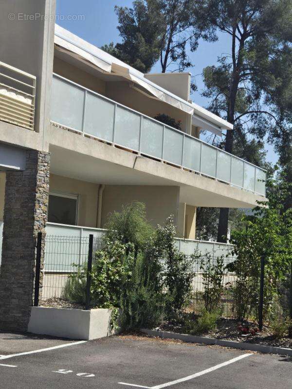 Appartement de Type 3 de 83M² avec terrasse de 25m² - photo 2