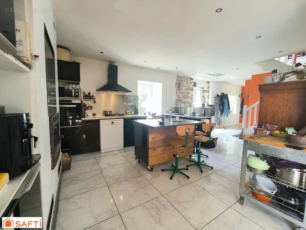Maison 226 m² à Plounerin  - photo 5