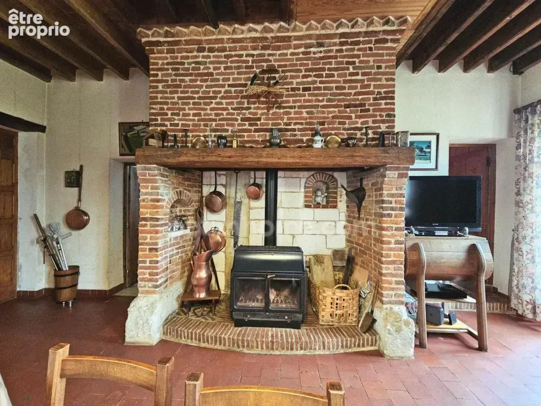  manoir du xviie siècle – 16 000 m² de terrain – dépendances - photo 5
