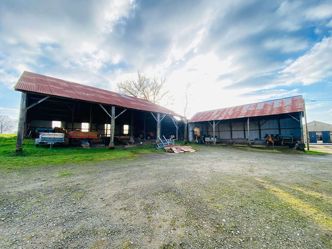 Maison à BAINS-SUR-OUST