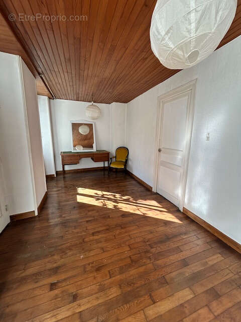 Maison à POULANGY
