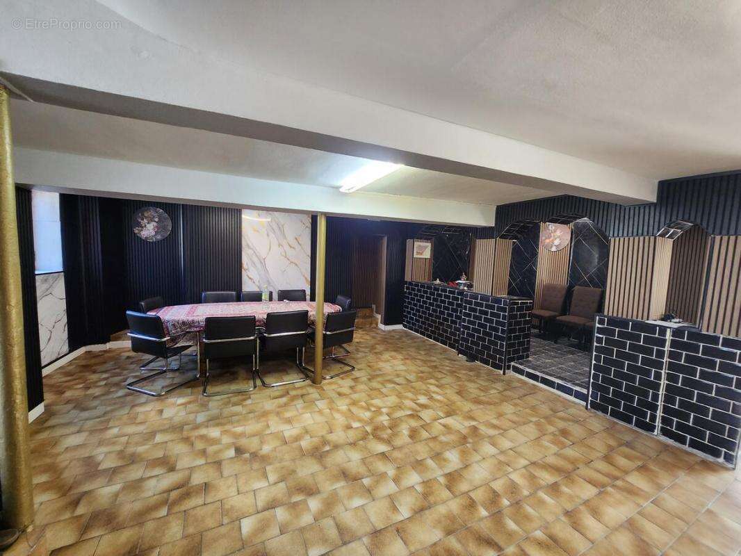 Appartement à CUISE-LA-MOTTE