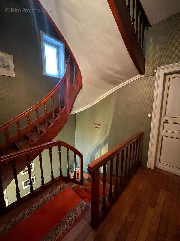 Maison 5 pièces 160 m² à vendre à Bourges (18000) - photo 94