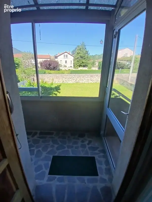 Maison 4 pièces 72 m² à vendre à Retournac (43130) - photo 9