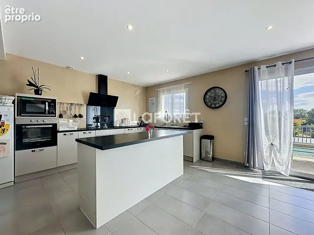 Villa familiale, 4 chambres, suite parentale, piscine et garage. - photo 4