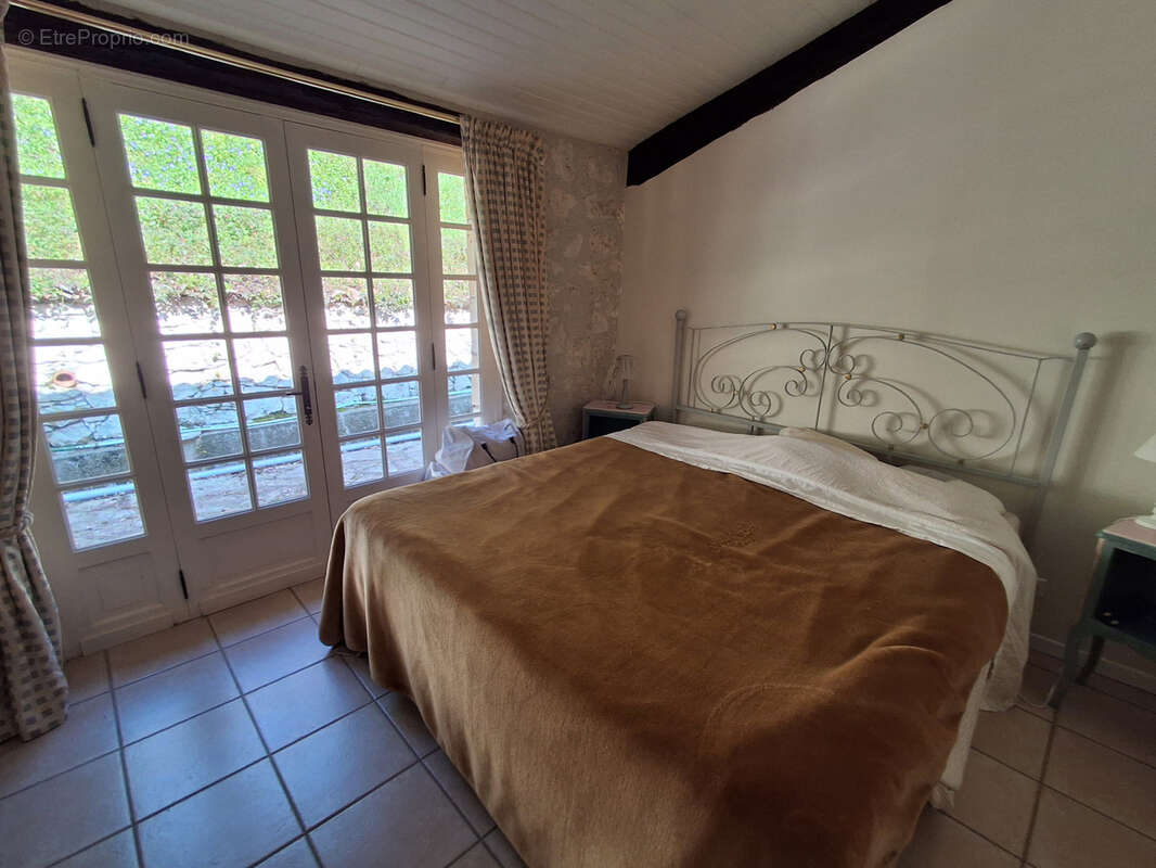 Maison à CASTELSAGRAT