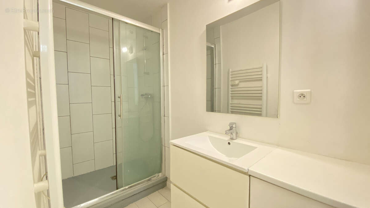 Appartement à LA VILLE-DU-BOIS