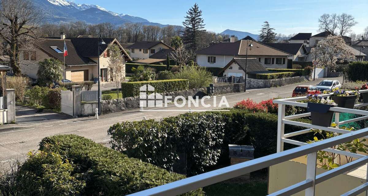 Appartement à CROLLES