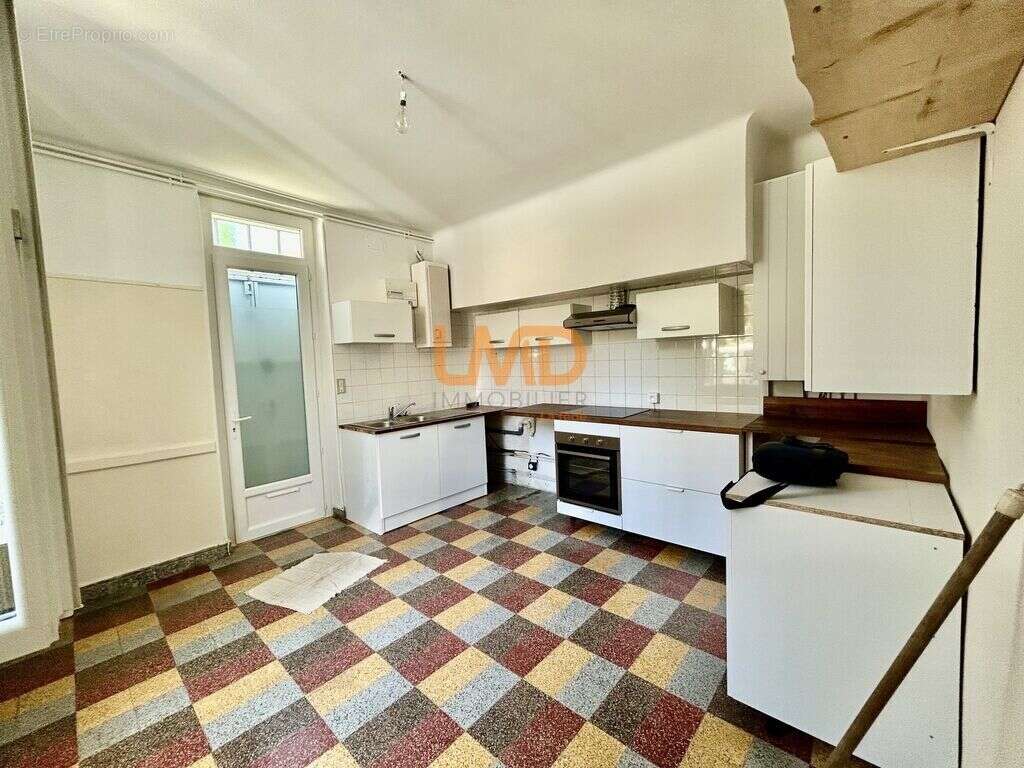 maison de plan pieds, calme, lumineuse, place de stationnement - photo 3