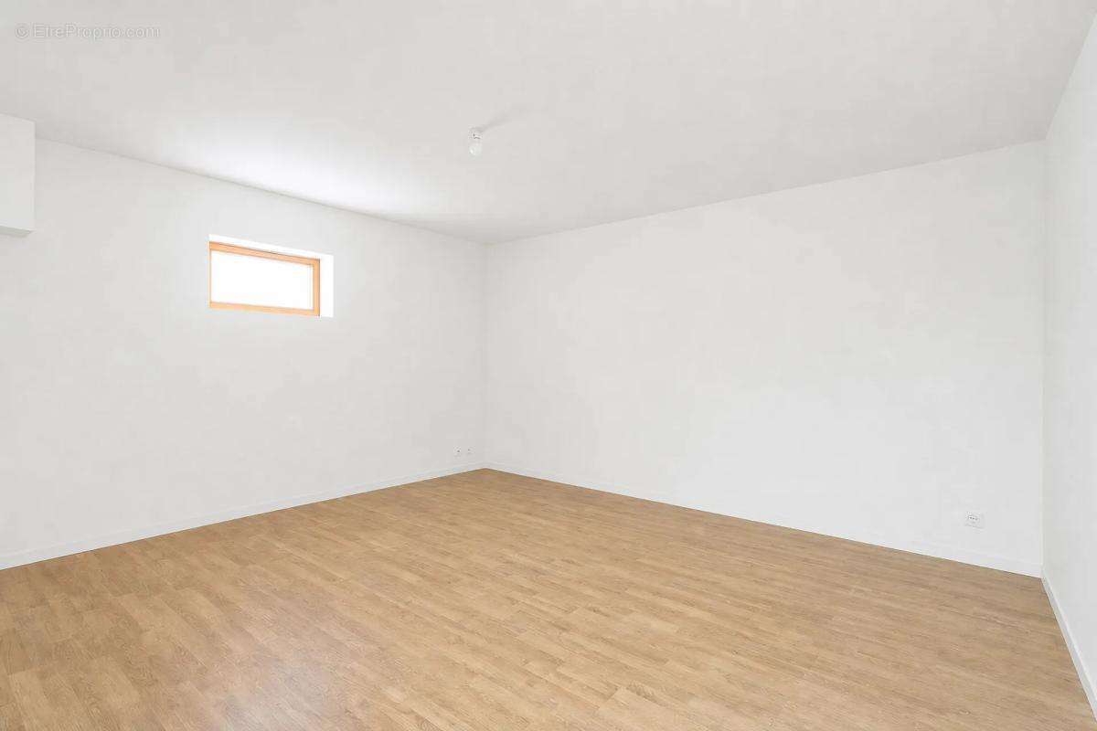 Maison de 4 pièces de 101 m² à Bauvin - photo 10