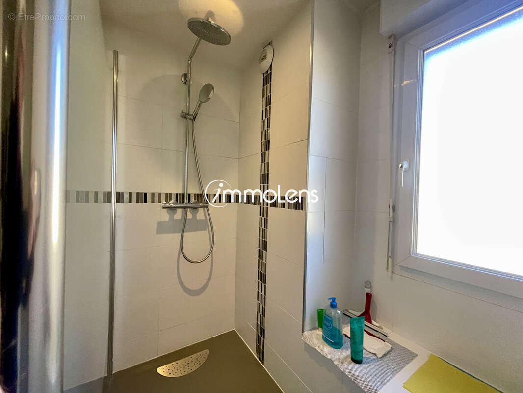 LENS Appartement T4 145m2 standing - terrasse - garage - photo 20