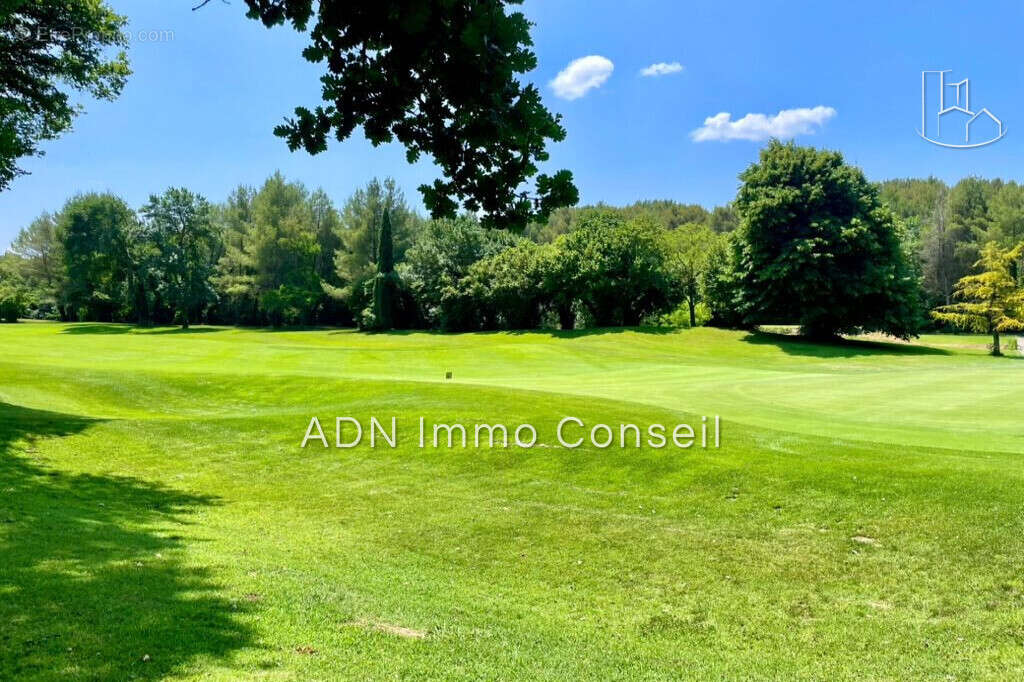 Appartement à MALLEMORT