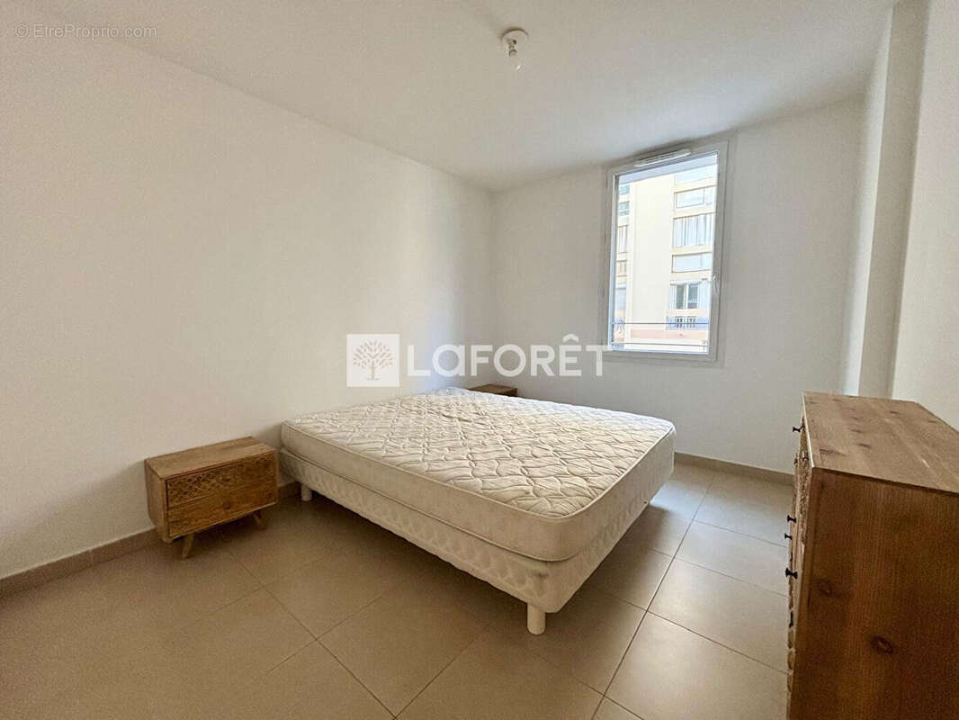 Appartement à MARSEILLE-7E