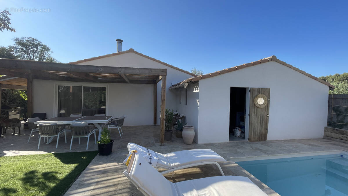 Maison à MEYRARGUES