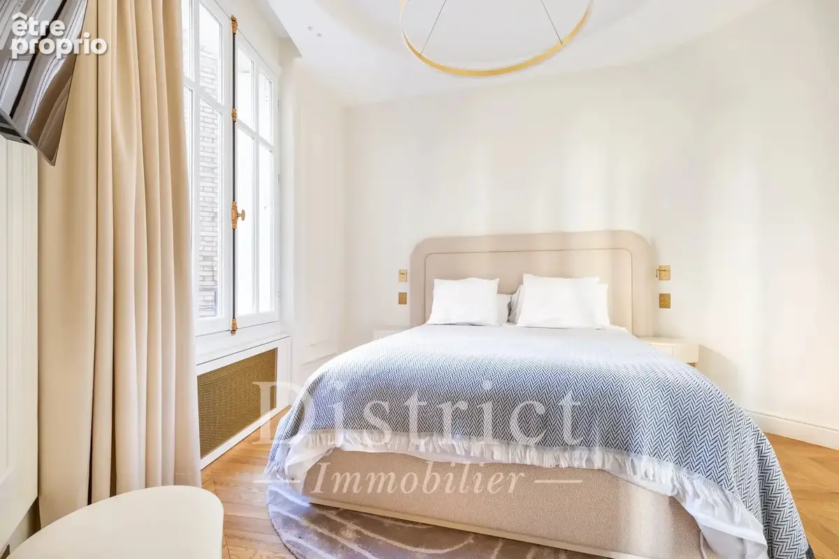 Parc Monceau / Étoile - 5 pièces de 191m². Charme de l’ancien - photo 8