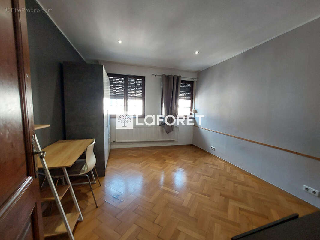 Appartement à AUDUN-LE-TICHE