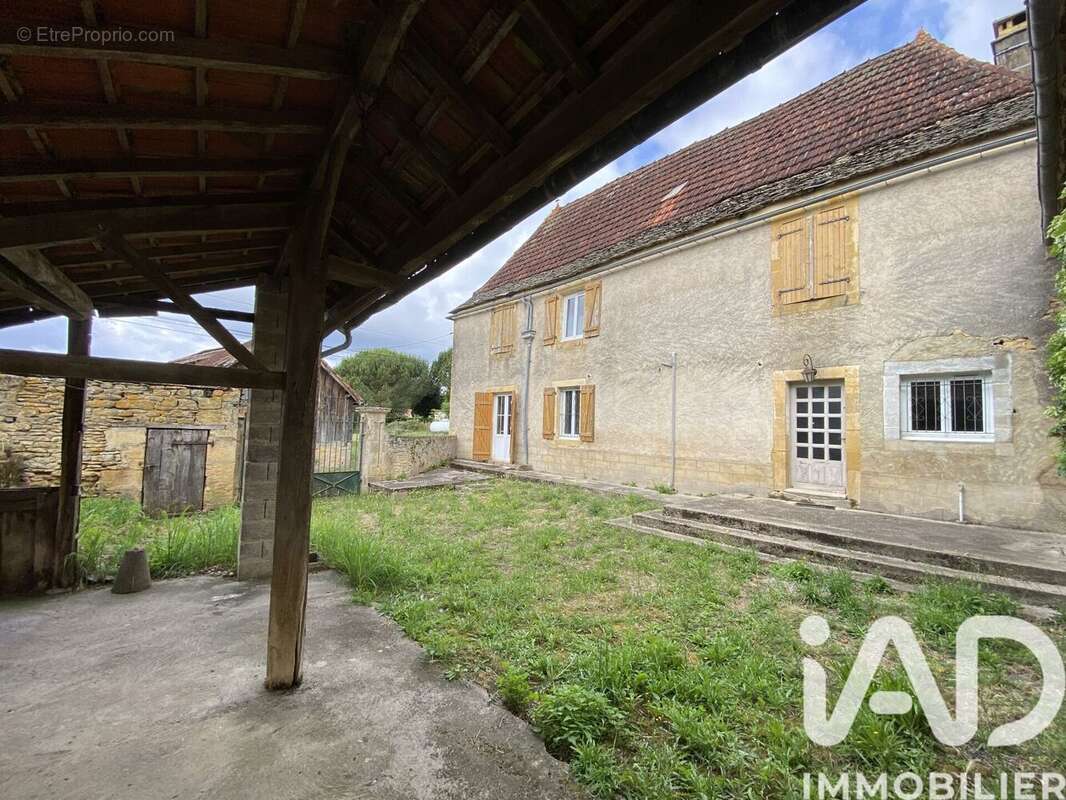 Maison 135 m² à La Chapelle-Aubareil  - photo 4