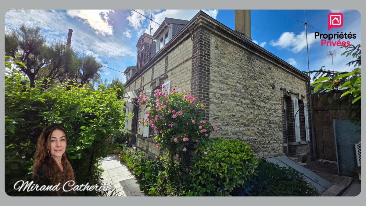 Maison à SAINTE-SAVINE