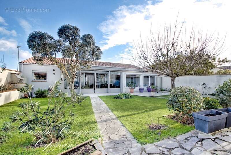 Maison à NIEUL-SUR-MER