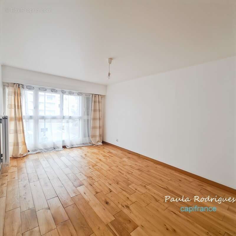 Appartement à PLAISIR