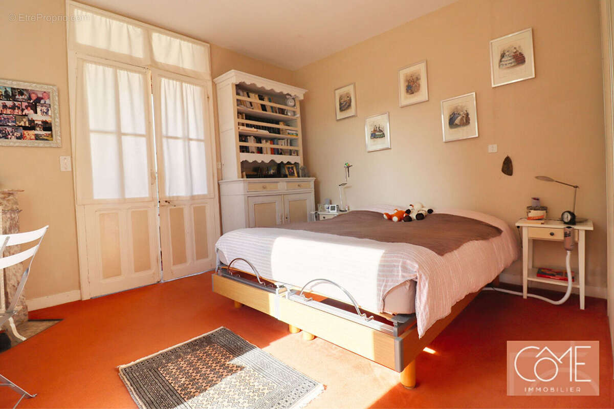 À vendre en exclusivite - liffré (35340) - longère - 277 m² habitables - 5 chambres - terrain 2 160 m² - garage 90 m² - terrain  - photo 10