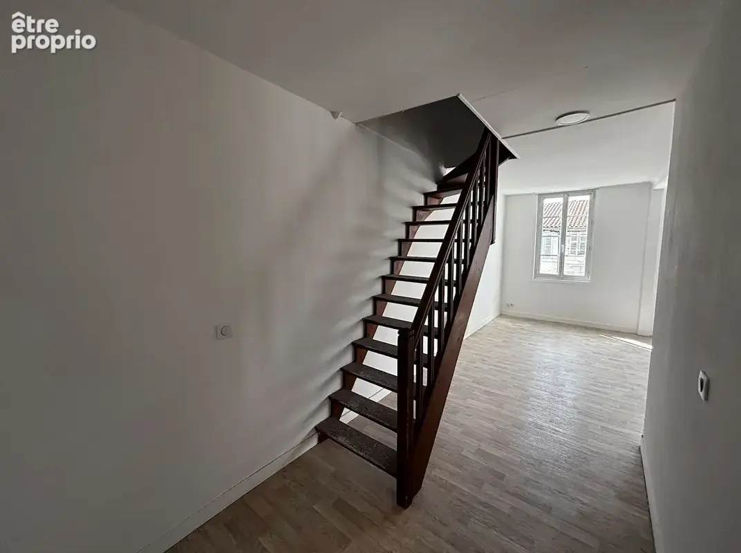 Duplex lumineux en plein centre-ville de Rochefort - photo 4