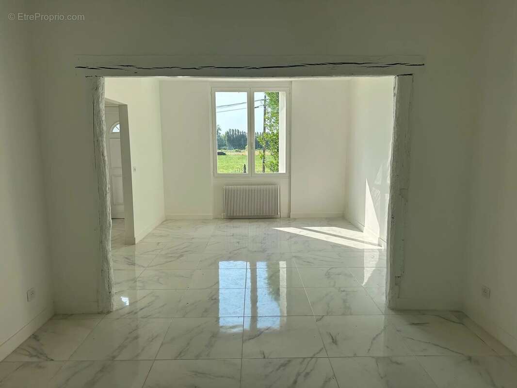 Maison de charme - Boran-Sur-Oise - 365 000 € HAI - photo 9