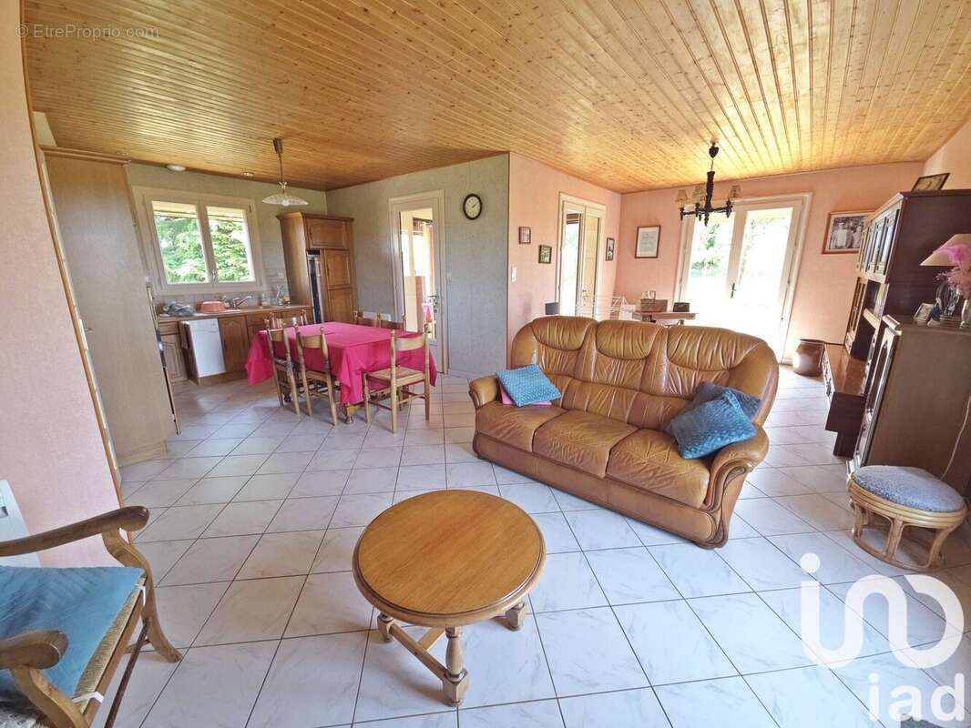 Photo 4 - Maison à MONTOURNAIS