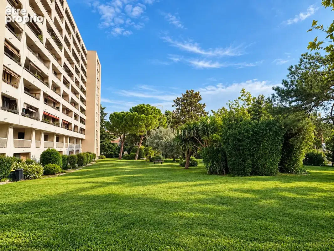 Photo Appartement à Marseille-12e au prix de 302 500€