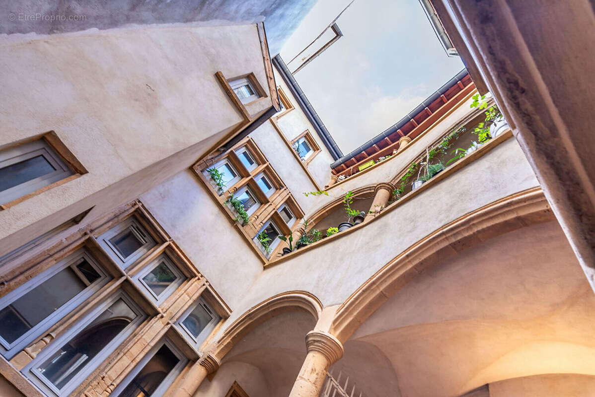 Appartement à LYON-5E