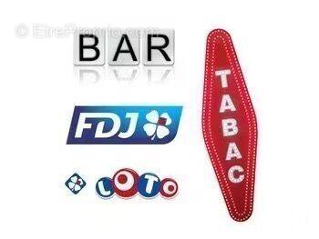 Photo 1 - Commerce à PARIS-18E