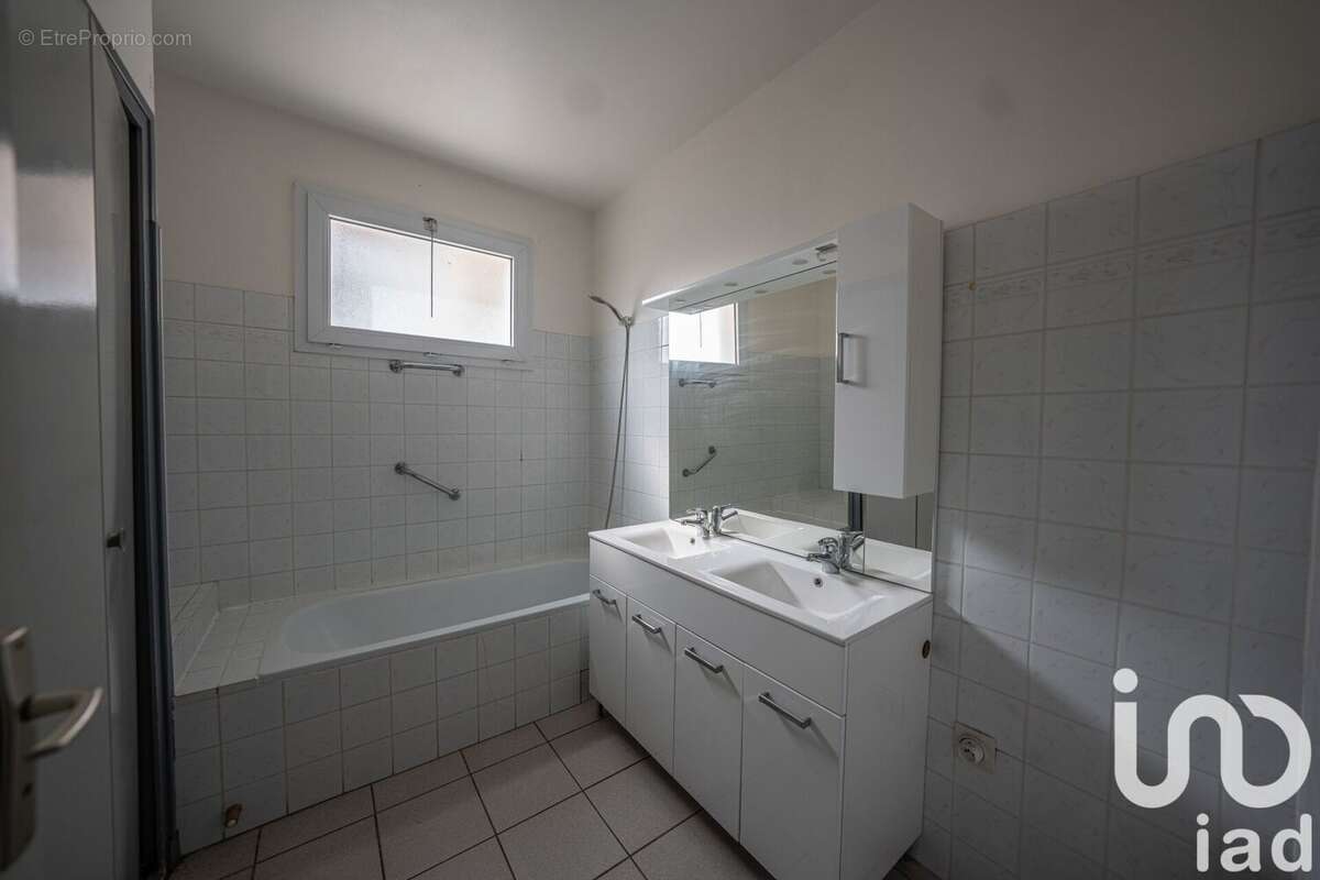 Photo 8 - Appartement à AUBENAS