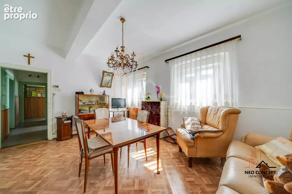 * MERTZWILLER - Spacieuse maison de 200 m² avec possibilité de séparation en 2 appartements sur 8.55 ares de terrain ! * - photo 4