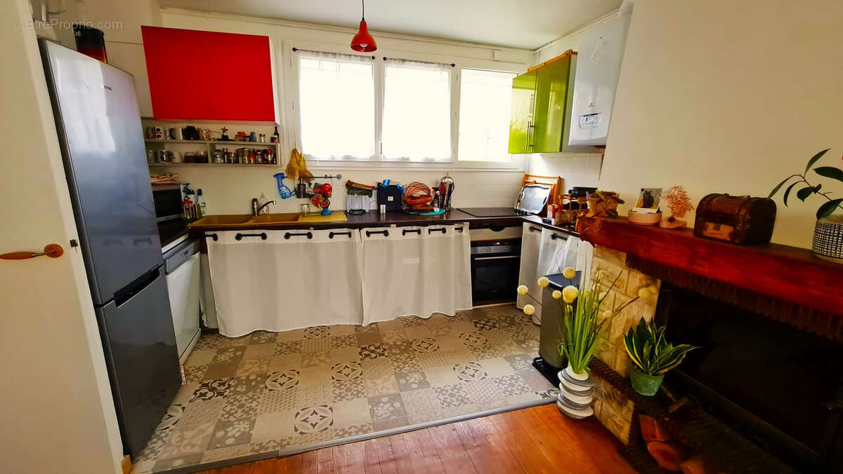 Maison à BURES-SUR-YVETTE