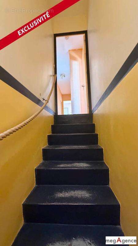 Maison de plain pied  3 chambres, séjour ouvert sur terrasse, sous sol total Jardin 403 m² clos- 78340 les clayes sous bois - photo 10