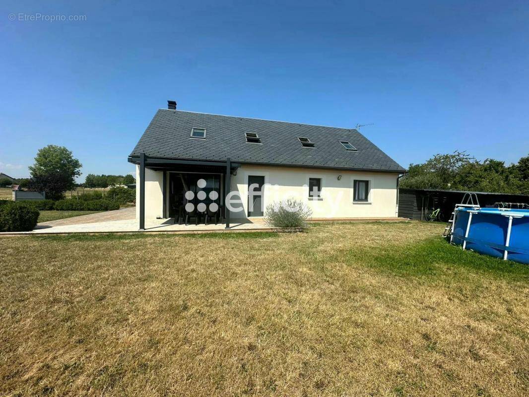 Maison à ALBARET-SAINTE-MARIE