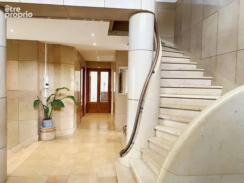 Maison 344 m² à Belleville-Sur-Meuse  - photo 2