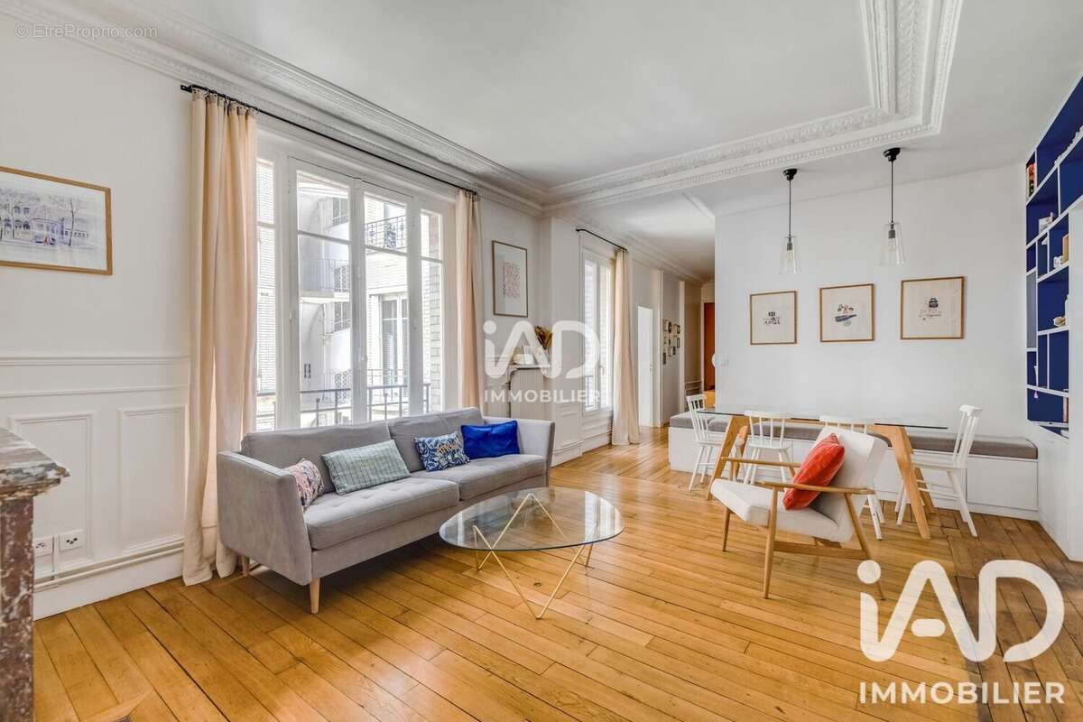 Photo 2 - Appartement à PARIS-17E