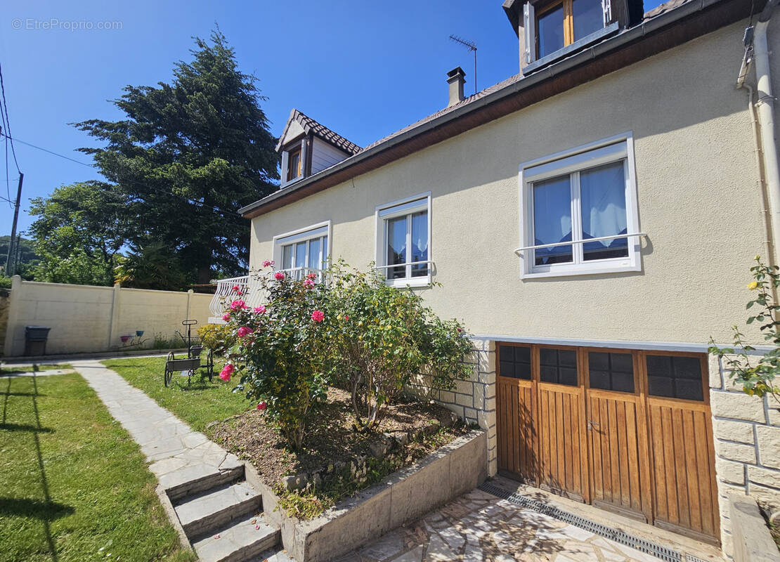 Maison à SAINT-REMY-LES-CHEVREUSE