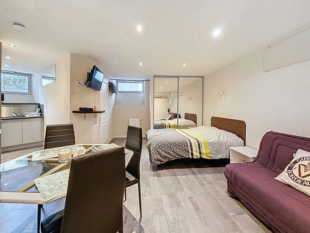 Appartement à AIX-LES-BAINS
