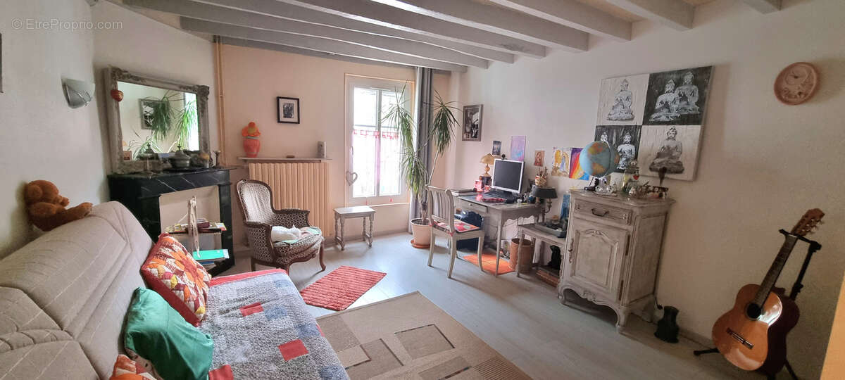 Appartement à BROU