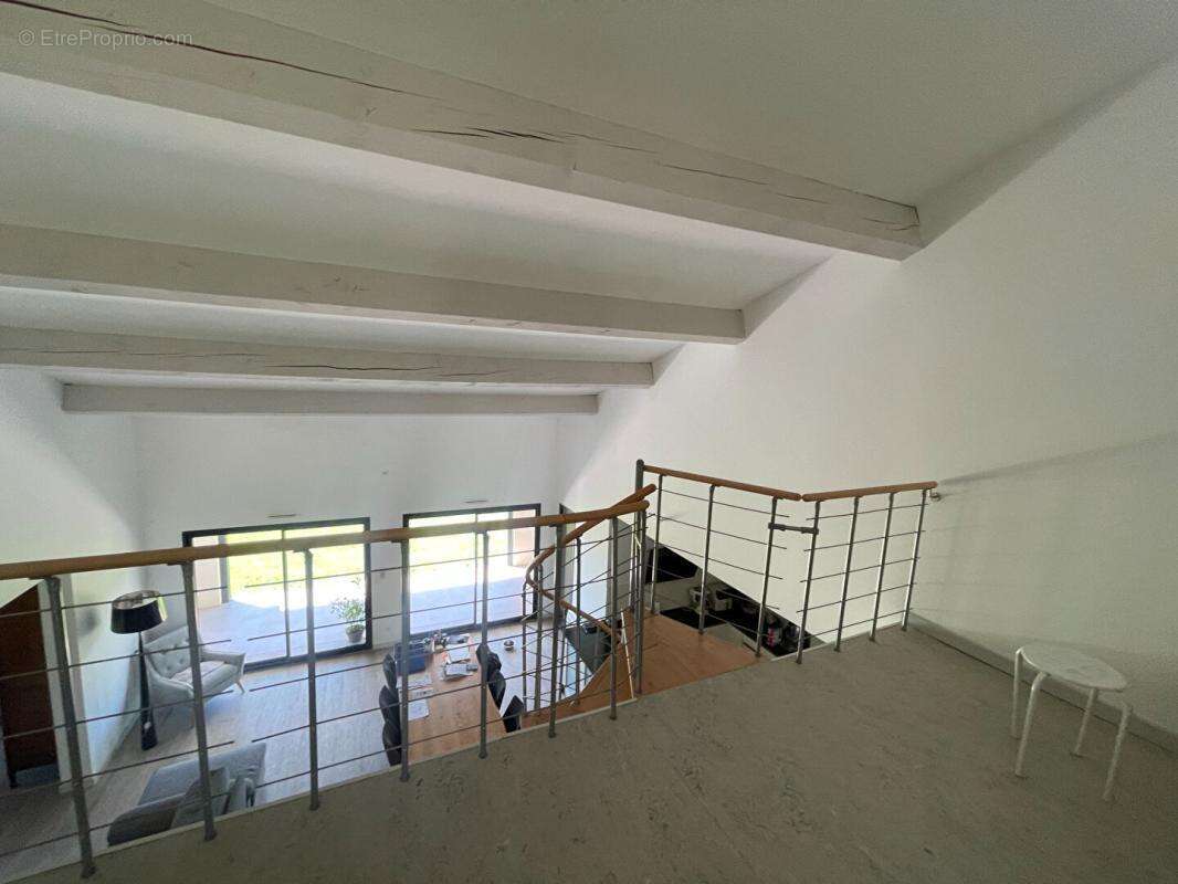 Villa contemporaine sur  Boisset Et Gaujac 6 pièce(s) 141 m2 possibilité 2 appartements sur terrain plat de 1482 m2 - photo 12