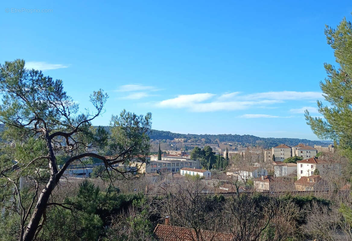 Appartement à AIX-EN-PROVENCE