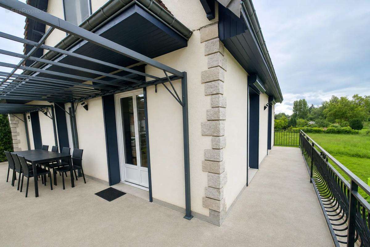 Maison de 7 pièces de 172 m² à Selles-sur-Cher - photo 17