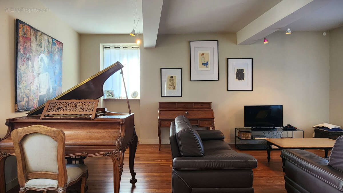 Maison à SAINT-ANDRE-DE-CUBZAC