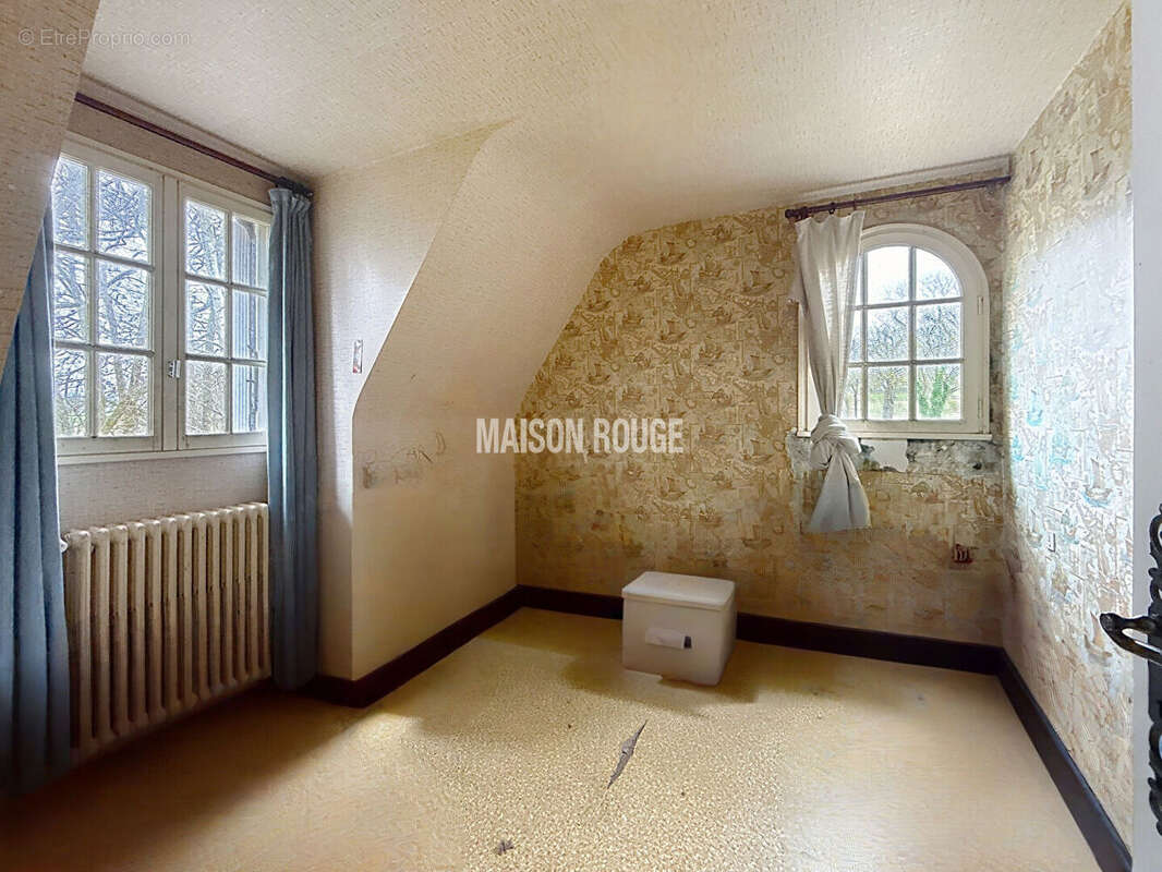 Maison à EPINIAC